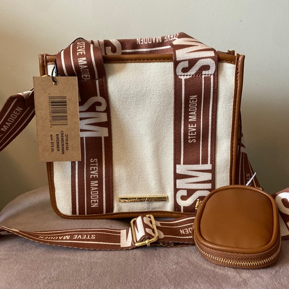 Steve Madden Handbags - Steve Madden Bwebber